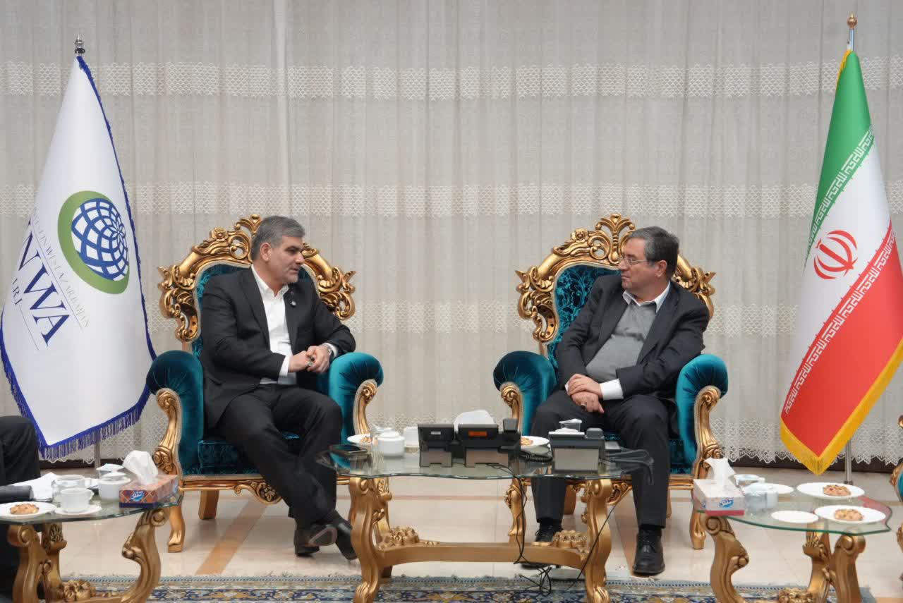 دیدار مدیرعامل بانک قرضالحسنه مهر ایران با استاندار آذربایجانغربی + تصاویر