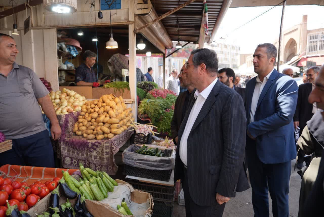 بازدید استاندار آذربایجانغربی از بازار تاریخی ارومیه + تصاویر