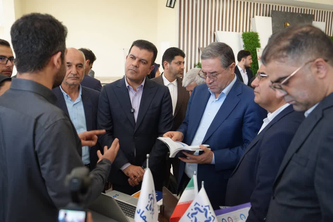 بازدید معاون رئیسجمهور و استاندار آذربایجانغربی از پارک علم و فناوری استان + تصاویر