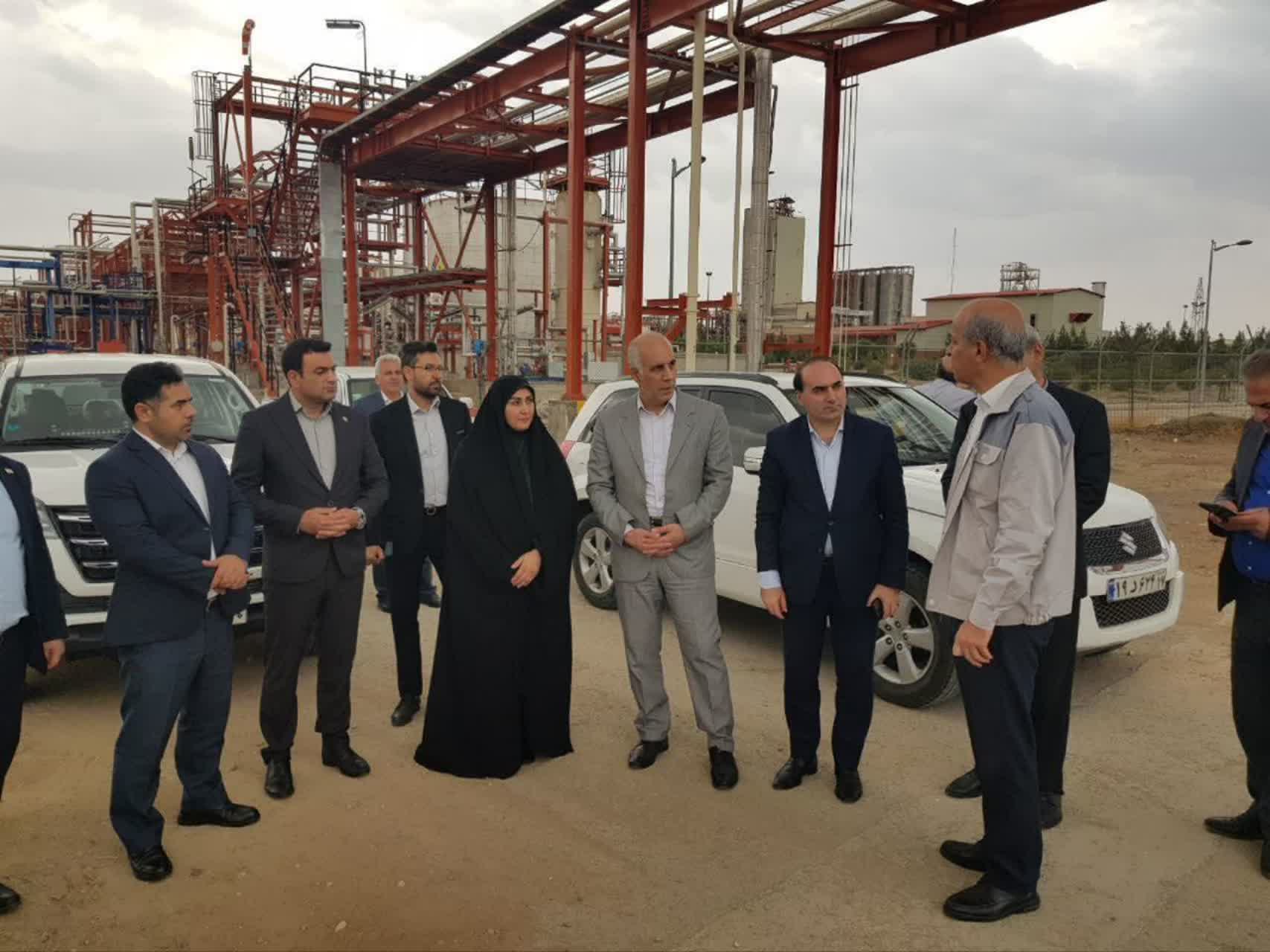 از توقف خامفروشی سیلیس تا تولید برق خورشیدی