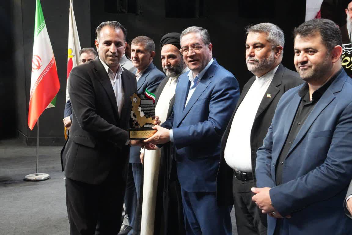 آلبوم تصویری / تجلیل از سرمایههای فرهنگی، اقتصادی و اجتماعی آذربایجانغربی
