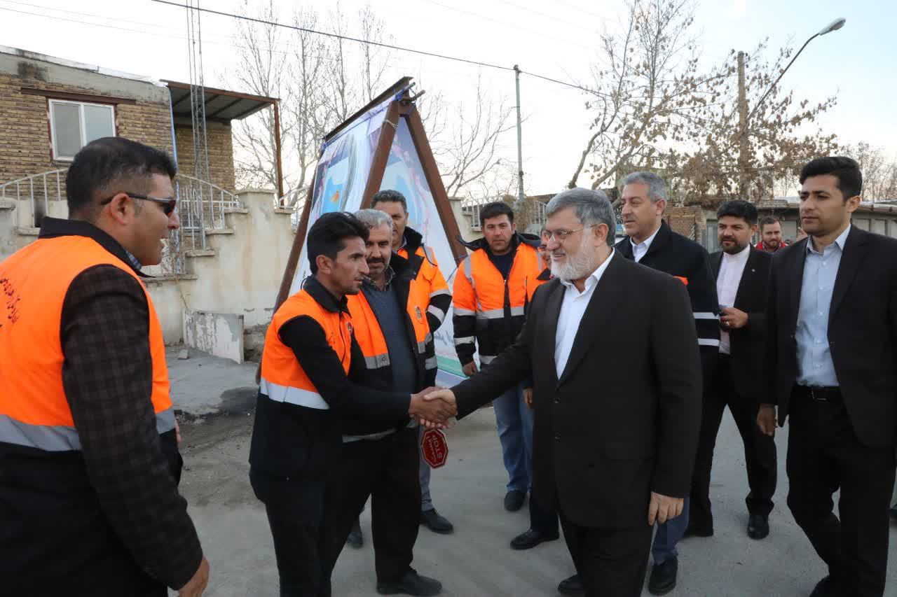 آلبوم تصویری / بازدید استاندار آذربایجانغربی از روند فعالیت دستگاه هی خدمات رسان، امدادی و گردشگری