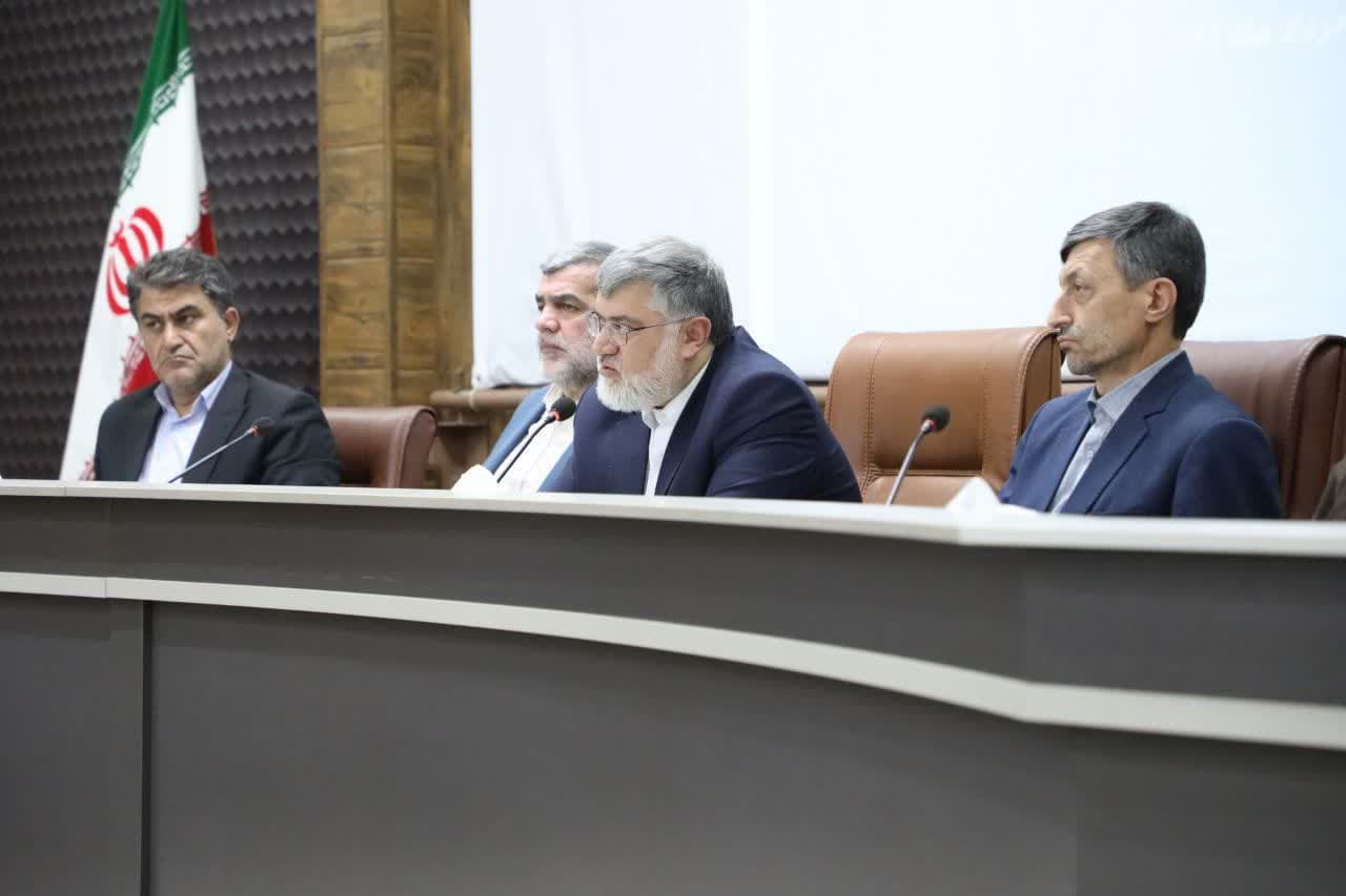 برگزاری جلسه بررسی روند بازسازی مناطق زلزلهزده شهرستان خوی + تصاویر