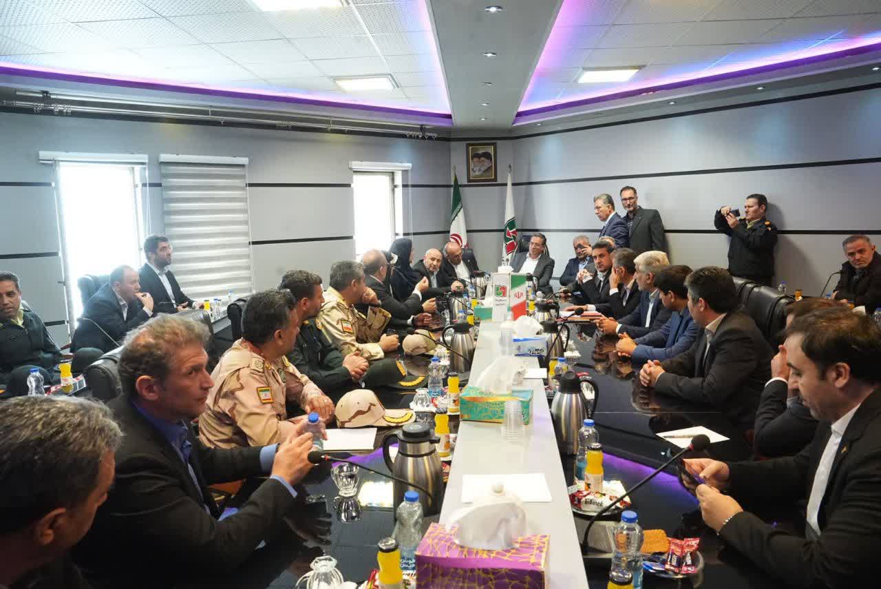 برگزاری نشست راهبردی بررسی چالش‌های مرز بازرگان + تصاویر