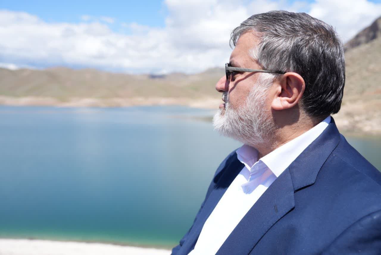بازدید استاندار آذربایجانغربی از سد آغ چای + تصاویر
