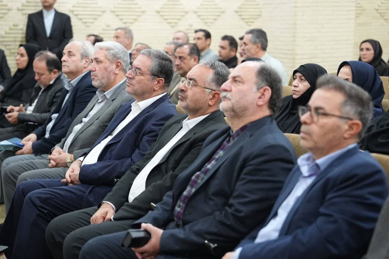 تجلیل از پرستاران به مناسبت میلاد حضرت زینب(س) در ارومیه + تصاویر