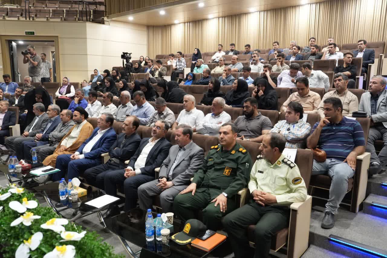 آلبوم تصویری / برگزاری آیین بزرگداشت روز خبرنگار در ارومیه