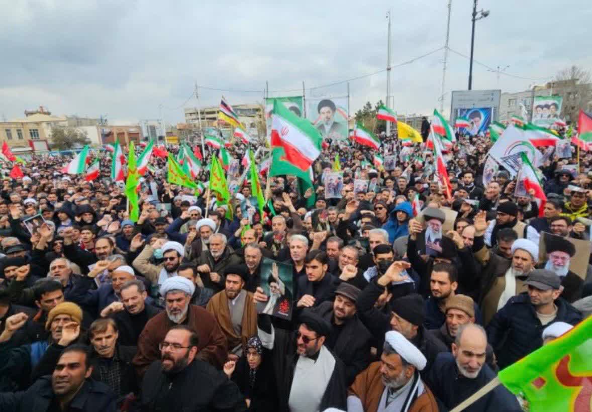 برگزاری اجتماع میثاق با امام شهید امت و بیعت با رهبر منتخب خبرگان ملت در ارومیه + تصاویر