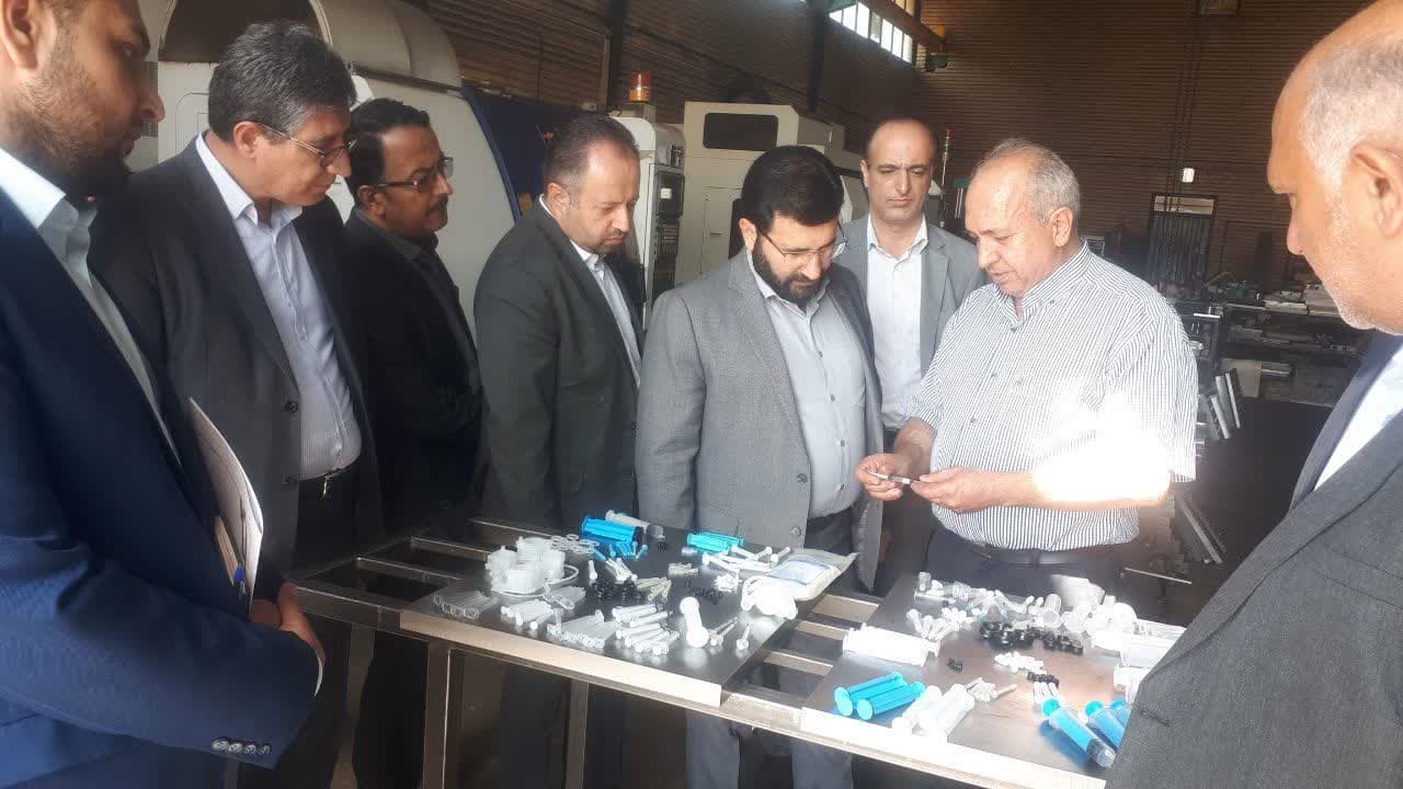 بازدید معاون هماهنگی امور اقتصادی استاندار آذربایجان غربی از سه شرکت تولیدی و صنعتی در ارومیه + تصاویر
