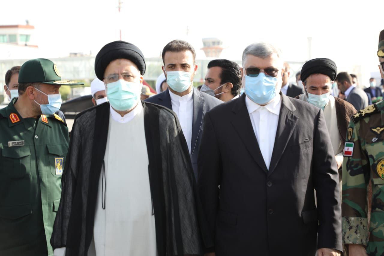 آلبوم تصویری / رئیس جمهور دقایقی پیش وارد آذربایجان غربی شد