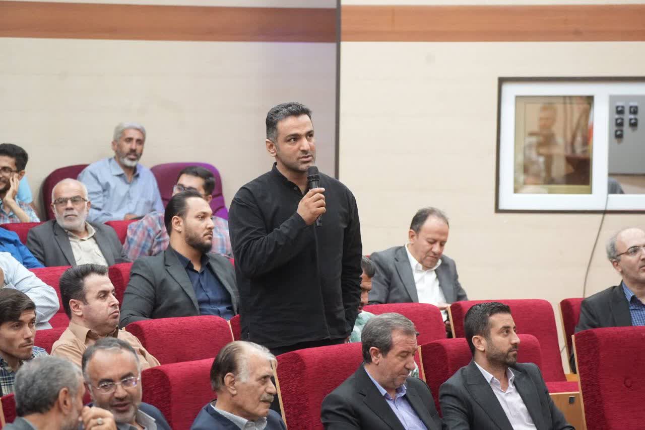 آلبوم تصویری / خانه مطبوعات میزبان گفتوگوی استاندار آذربایجانغربی با خبرنگاران