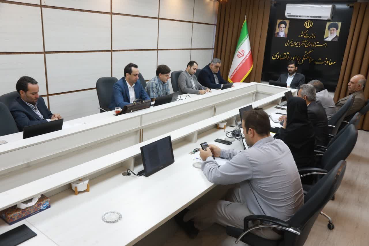 برگزاری جلسه شناسایی و پیشنهاد زمین برای احداث کارخانه فرآوری طلای جنگسر شهرستان خوی + تصاویر