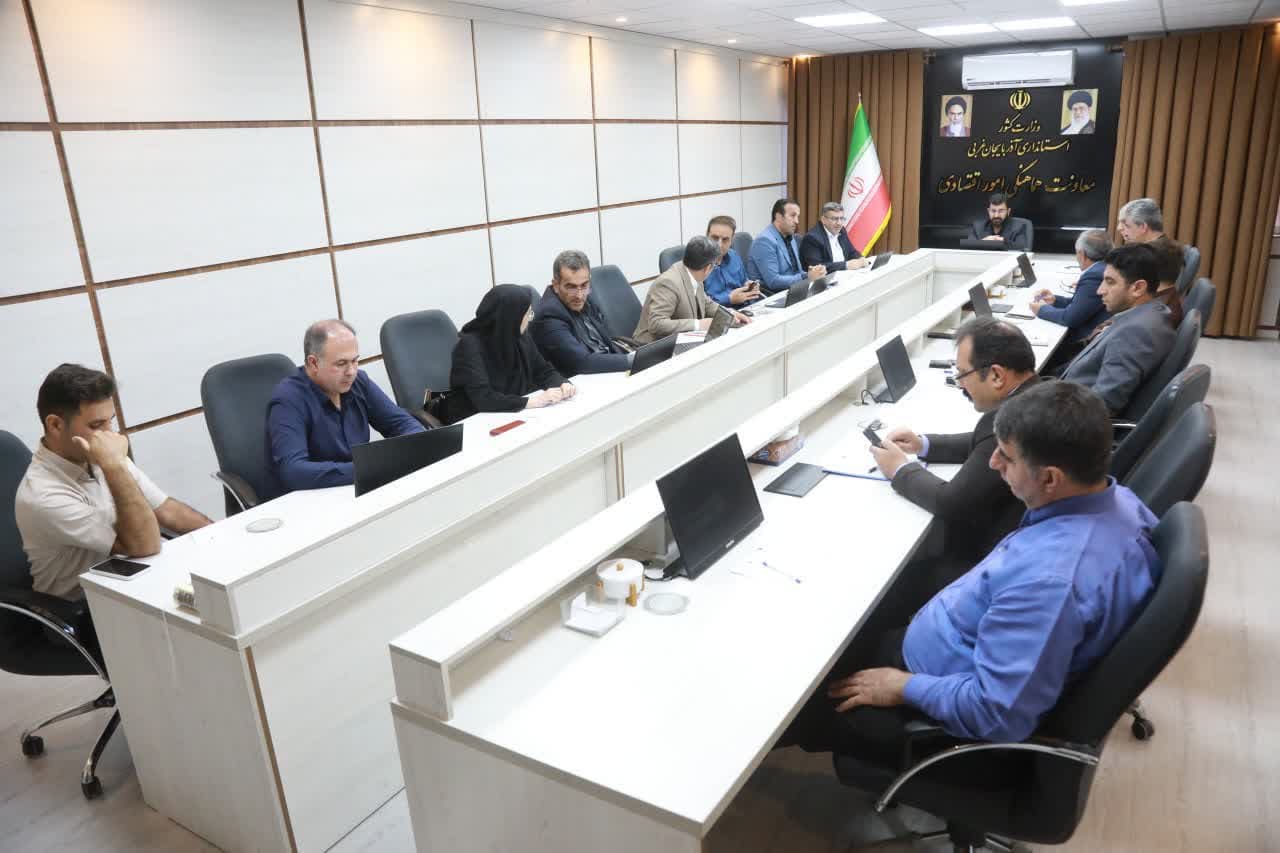 برگزاری جلسه هماهنگی توسعه شهرکهای صنعتی آذربایجانغربی + تصاویر