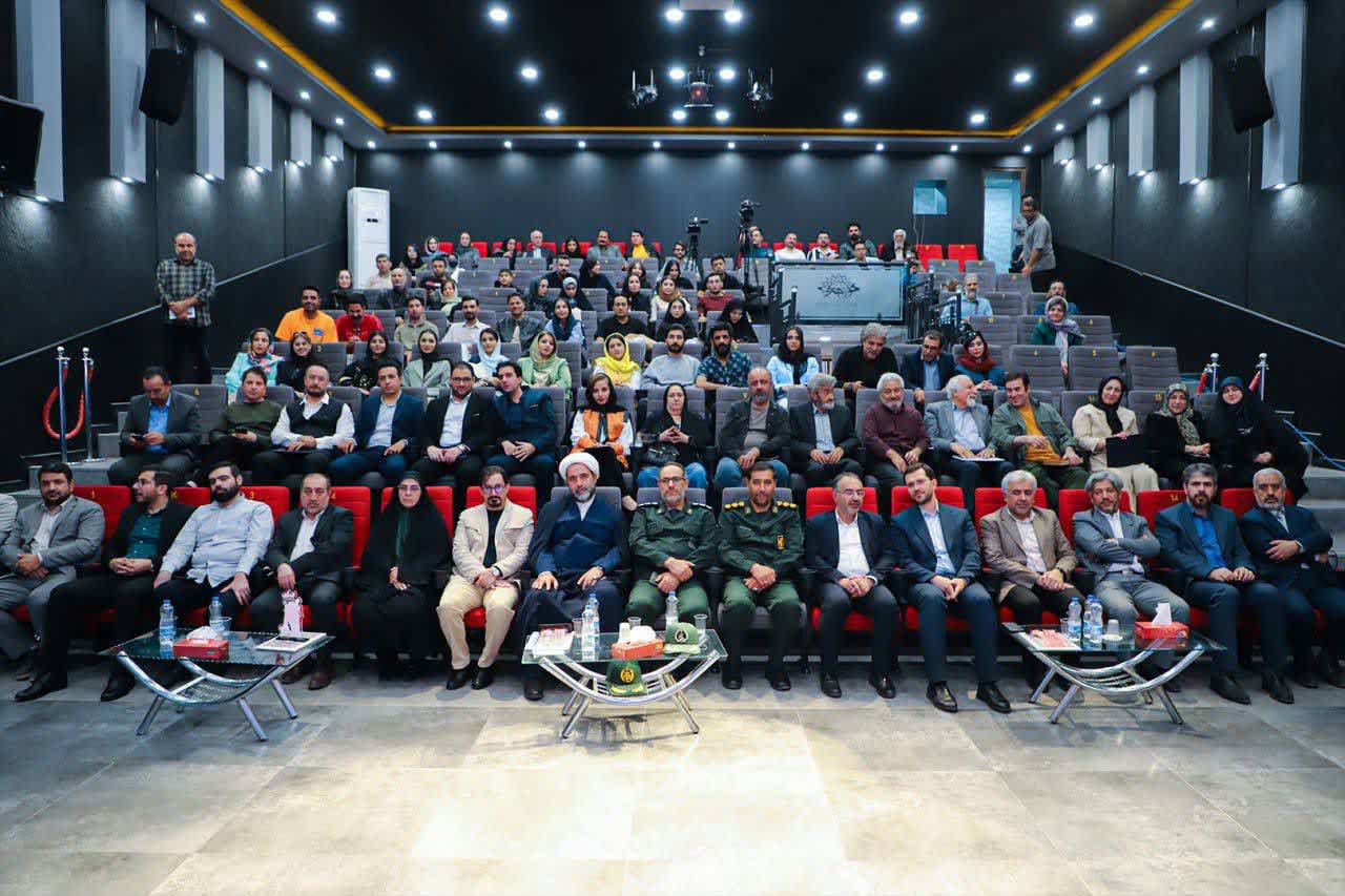 برگزاری مراسم اختتامیه جشنواره استانی تئاتر "روشــنا" در ارومیه + تصاویر