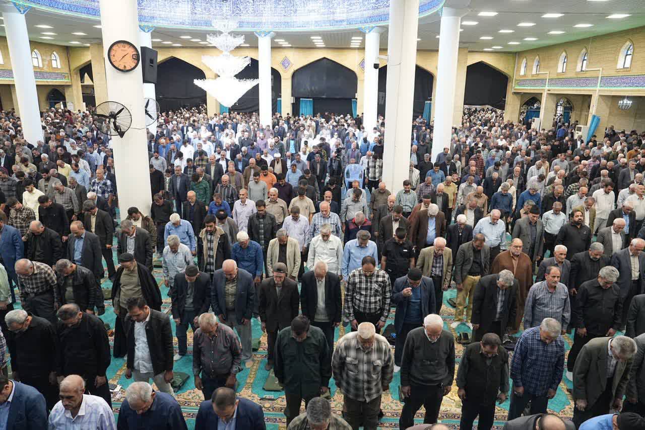 تجلی وحدت و بصیرت در نماز جمعه ارومیه + تصاویر