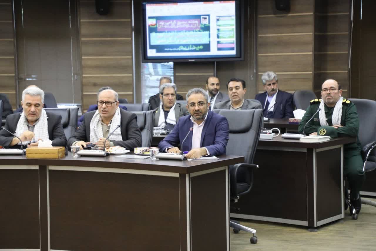 آلبوم تصویری / آیین تجلیل از تلاشگران عرصه میز خدمت به مناسبت گرامیداشت هفته بسیج