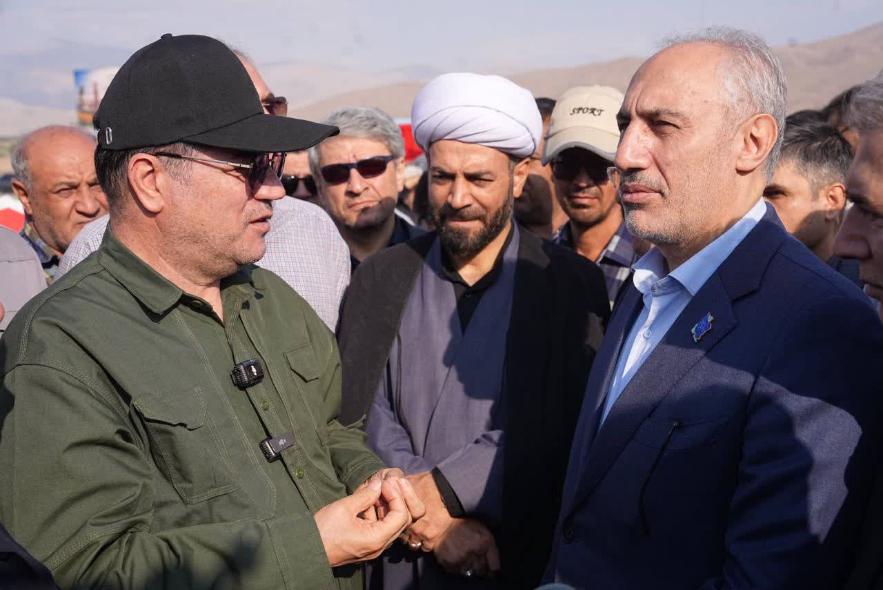 آغاز سفر معاون رئیسجمهور و معاون وزیر راه و شهرسازی به آذربایجانغربی + تصاویر