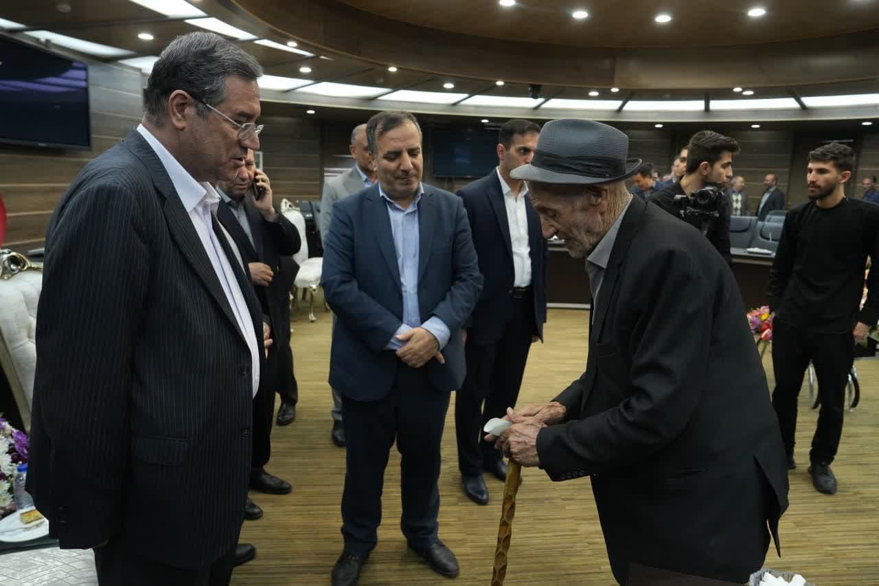 آلبوم تصویری / دیدار استاندار آذربایجانغربی با اقشار مختلف به مناسبت اعیاد نوروز و فطر