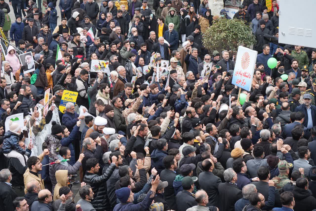 برگزاری باشکوه راهپیمایی 22 بهمن در خوی + تصاویر