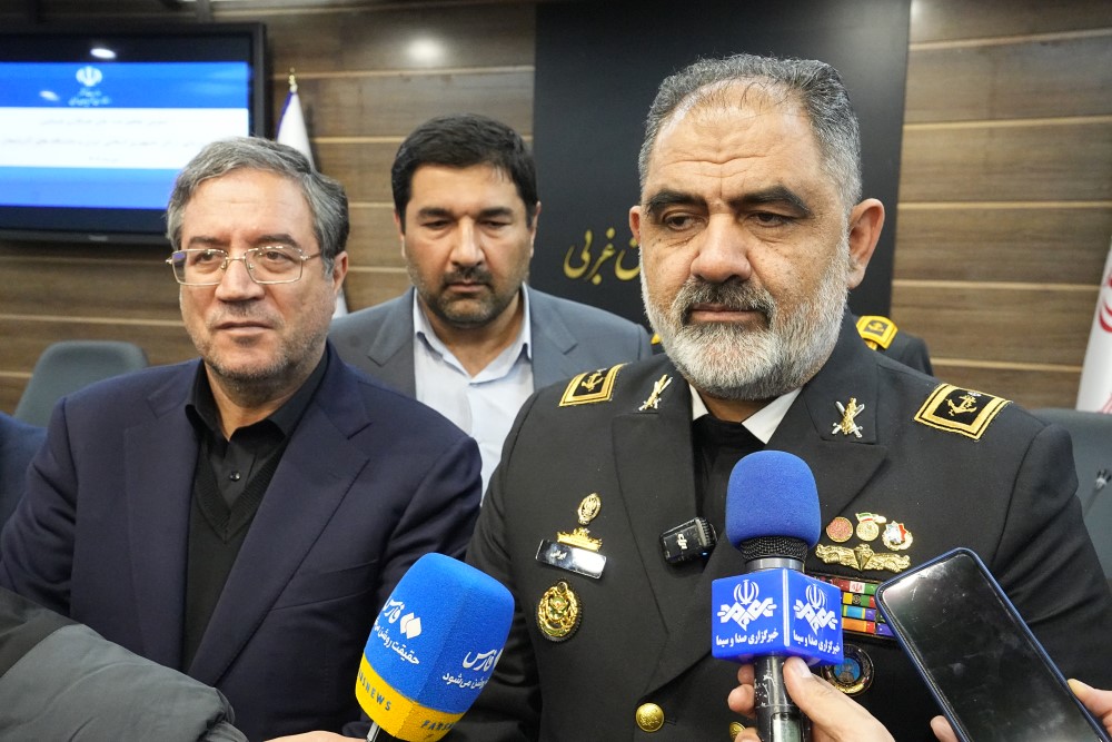 آلبوم تصویری / امضای تفاهم نامه های همکاری فیمابین نیروی دریایی ارتش و دانشگاه های آذربایجان غربی