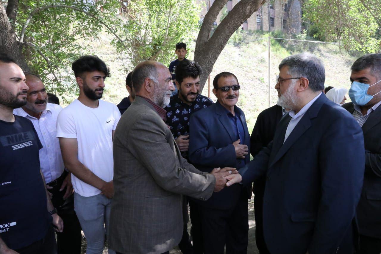 آلبوم تصویری / بازدید استاندار آذربایجانغربی از شهر قطور و روستا و پایانه مرزی رازی