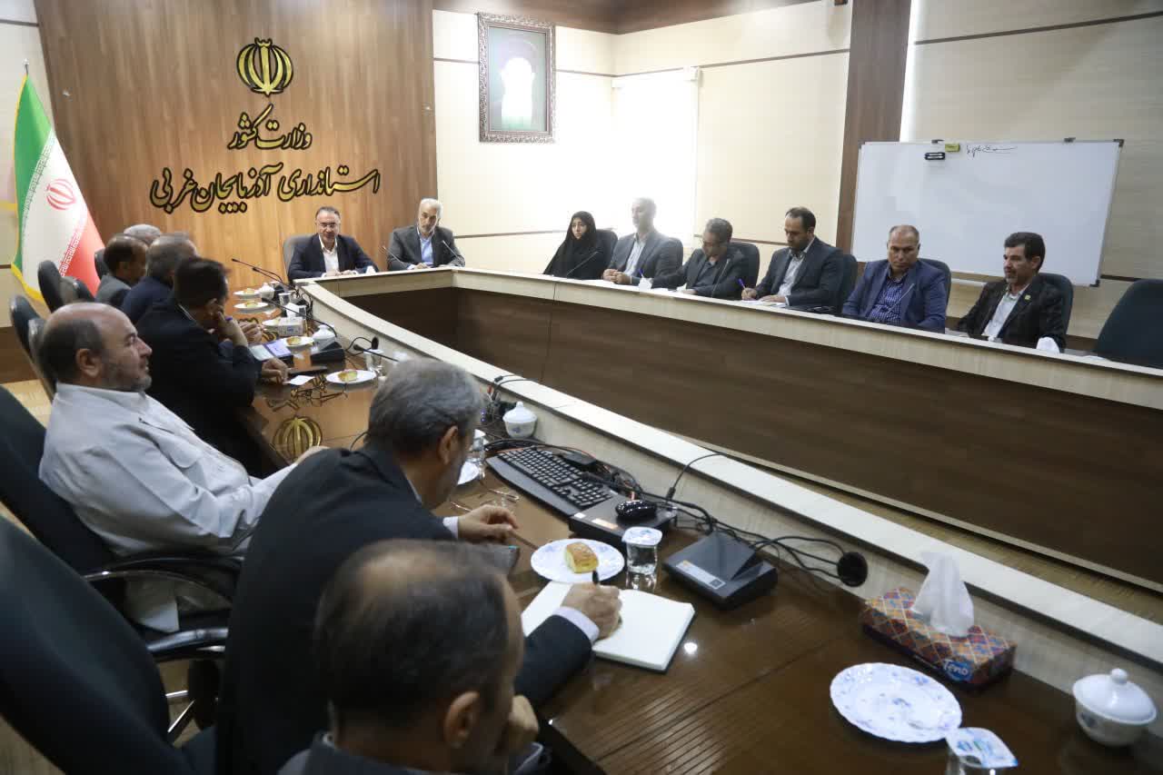 از پیشنهادات احزاب برای توسعه آذربایجانغربی استقبال میکنیم