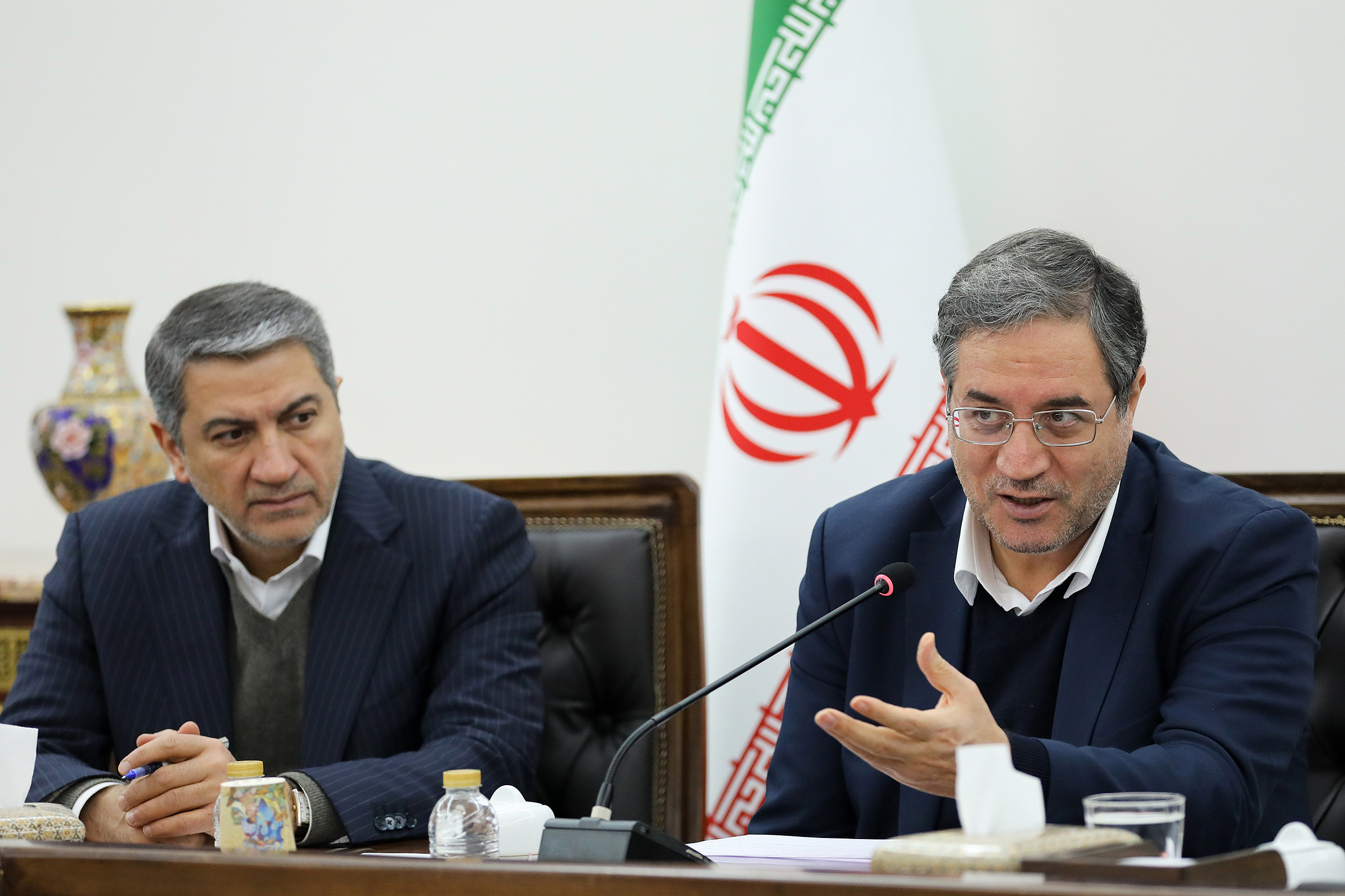 برگزاری جلسه کارگروه ملی نجات دریاچه ارومیه + تصاویر