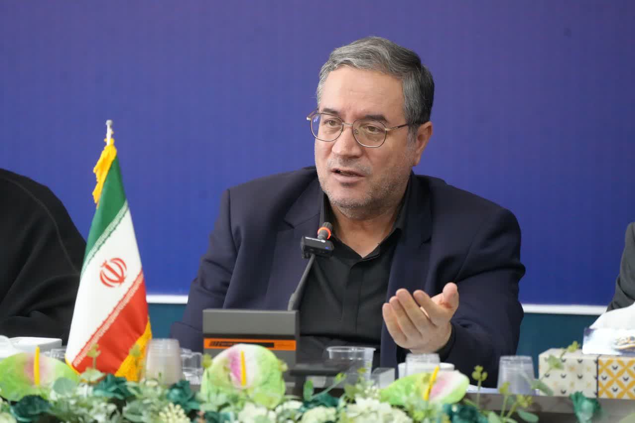 برگزاری نشست استاندار آذربایجانغربی با فعالان اقتصادی و سرمایهگذاران میاندوآب + تصاویر