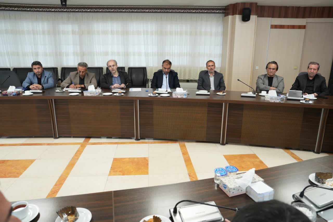 برگزاری جلسه هماهنگی پیشبرد عملیات اجرایی پروژههای سرمایهگذاری "اینوا" + تصاویر