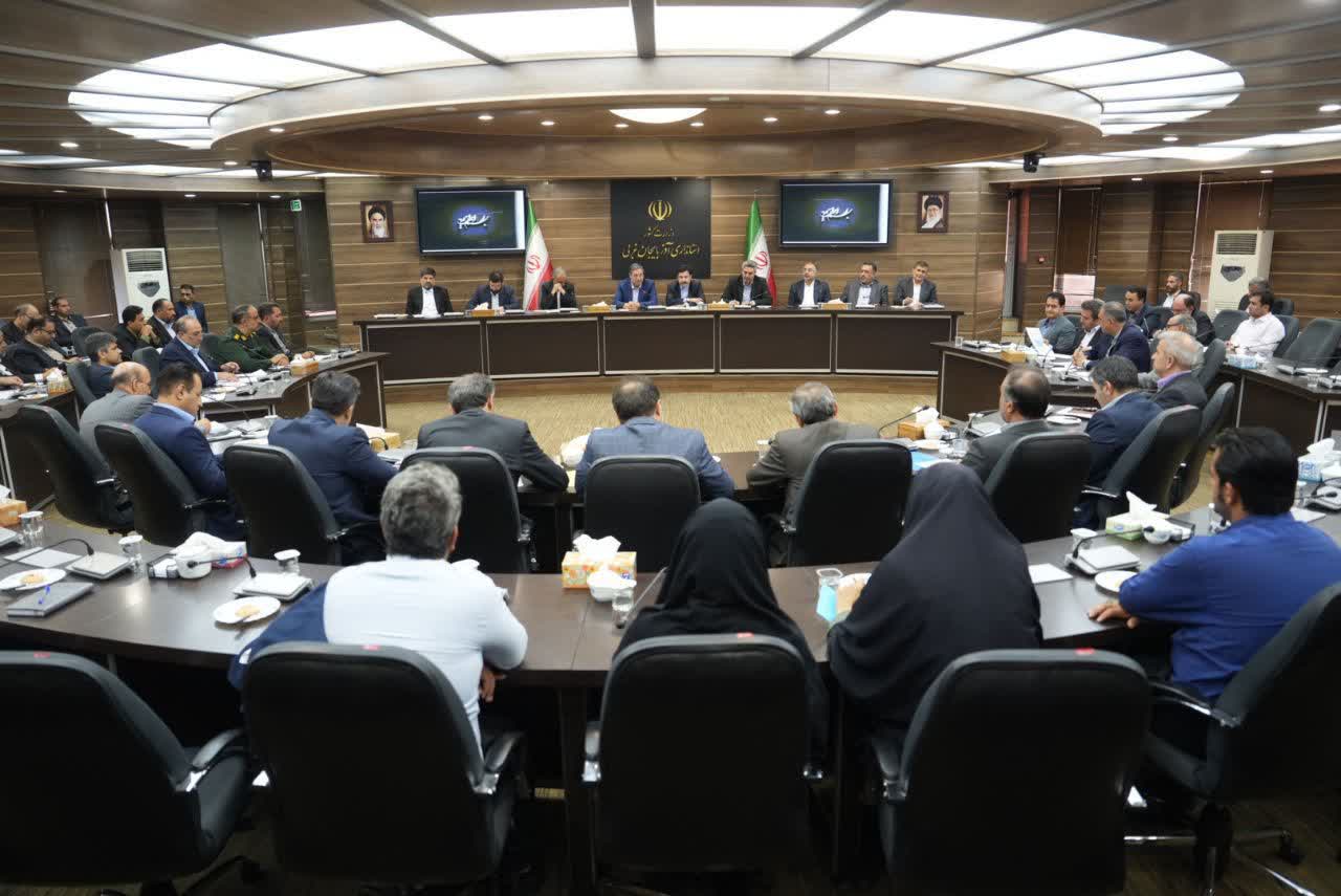 آلبوم تصویری / برگزاری نشست مسئولان و نمایندگان استان و استاندار آذربایجانغربی با معاون رئیسجمهور