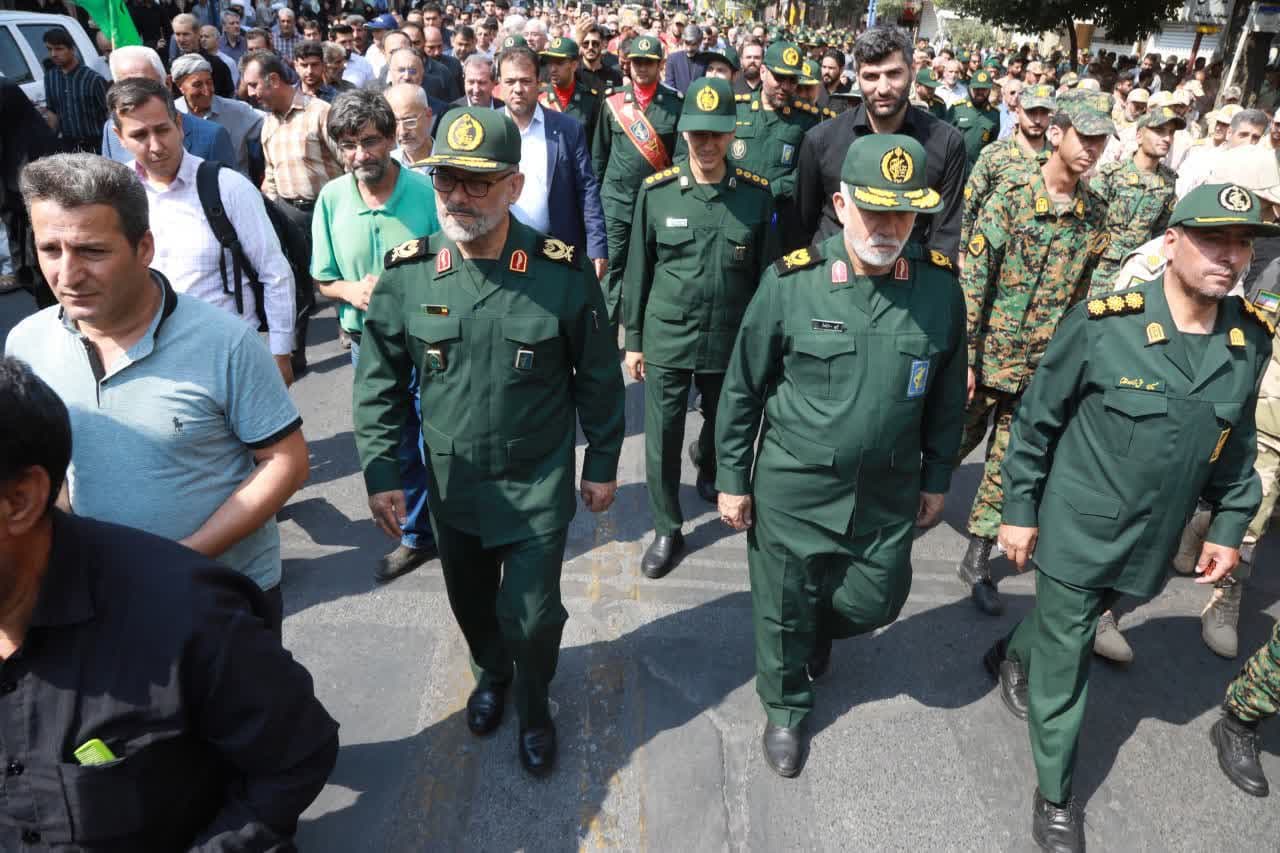 تشییع پیکر مطهر دو شهید تازهتفحصشده در ارومیه + تصاویر