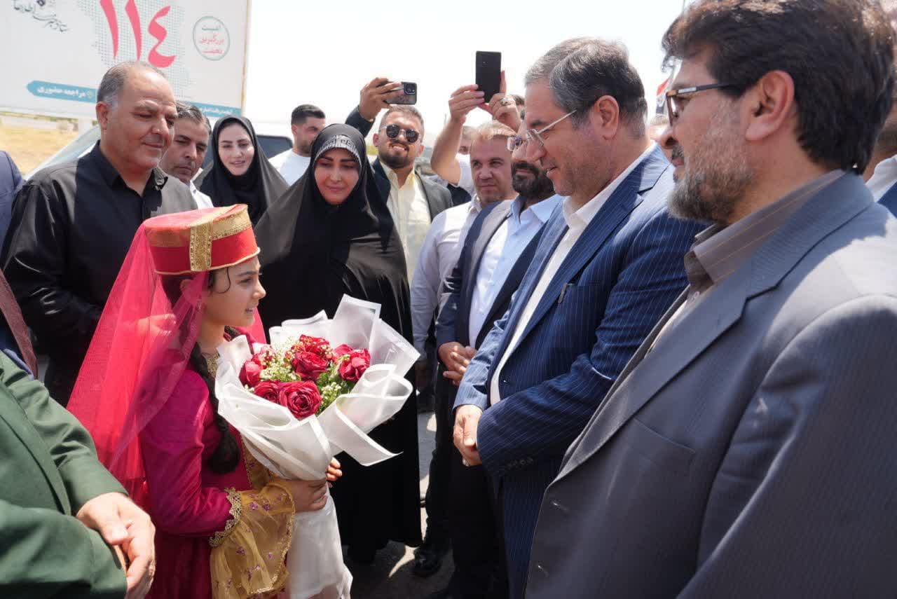 آغاز سفر استاندار آذربایجانغربی به شهرستان باروق + تصاویر