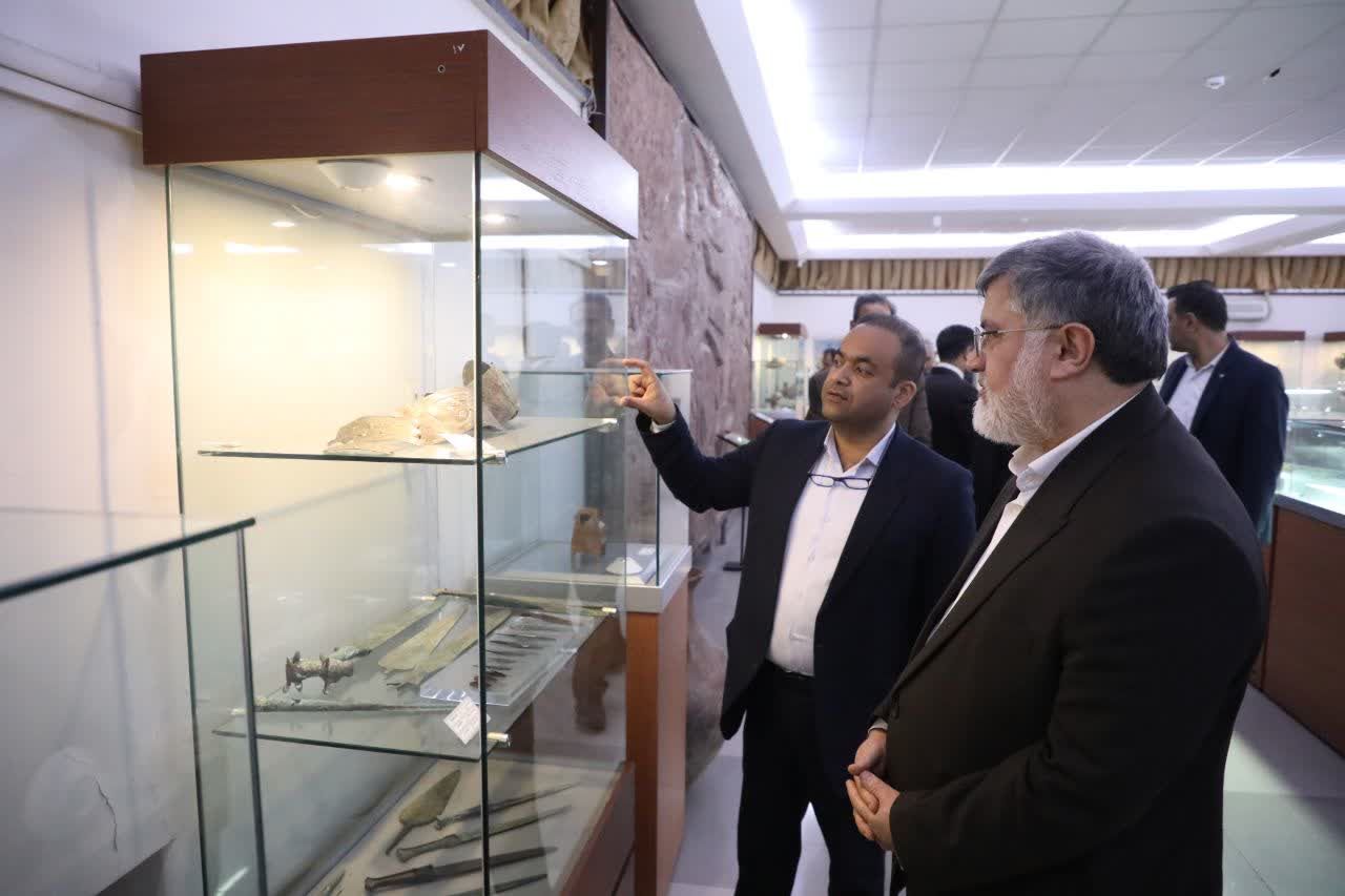 آلبوم تصویری / بازدید استاندار آذربایجانغربی از روند فعالیت دستگاه هی خدمات رسان، امدادی و گردشگری