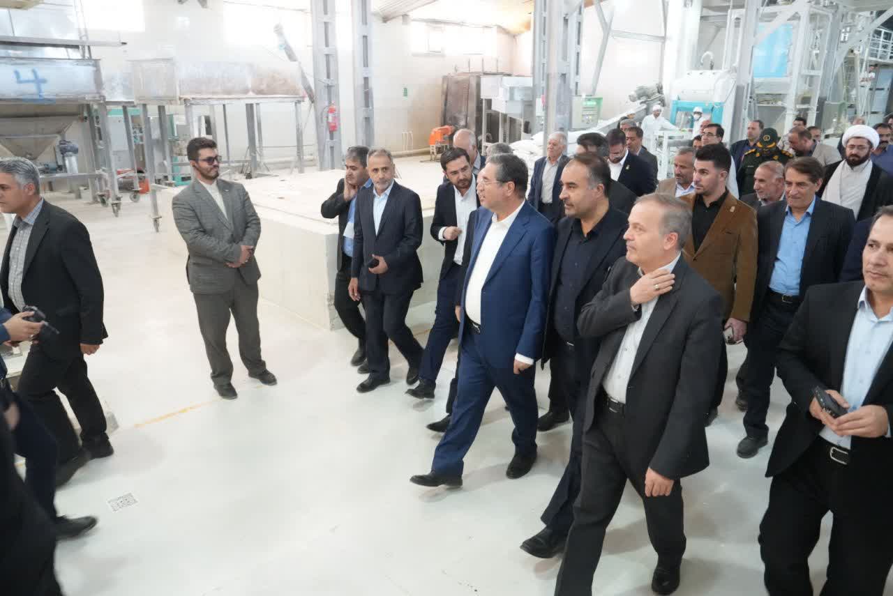 آغاز عملیات اجرایی فاز دوم توسعه پروژه تولید نشاسته و گلوتن گندم در نقده + تصاویر