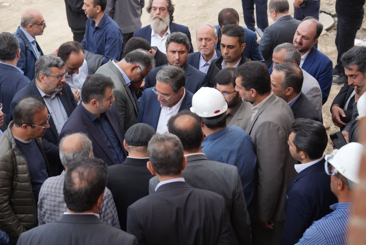 آلبوم تصویری / بازدید استاندار آذربایجانغربی از روند آماده سازی مرکز خدمات سرمایهگذاری استان