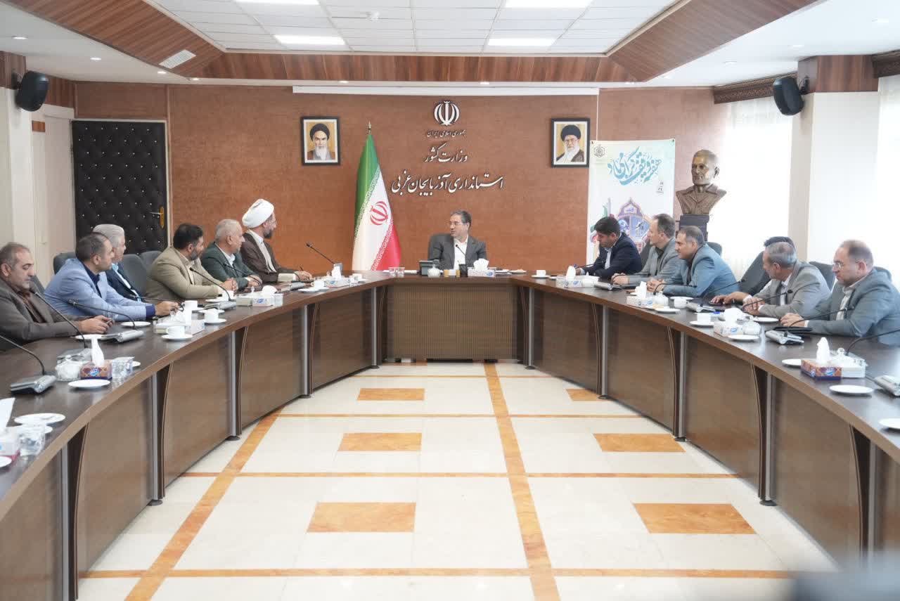 دیدار مدیرکل اوقاف و امور خیریه استان با استاندار آذربایجانغربی + تصاویر