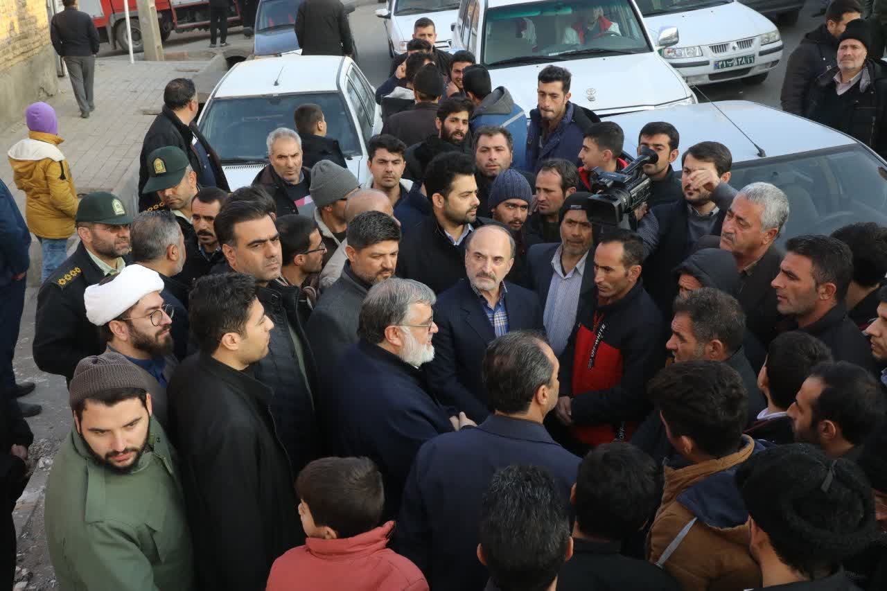 آلبوم تصویری / بازدید استاندار آذربایجانغربی و رئیس سازمان مدیریت بحران کشور از مناطق زلزله زده شهرستان خوی