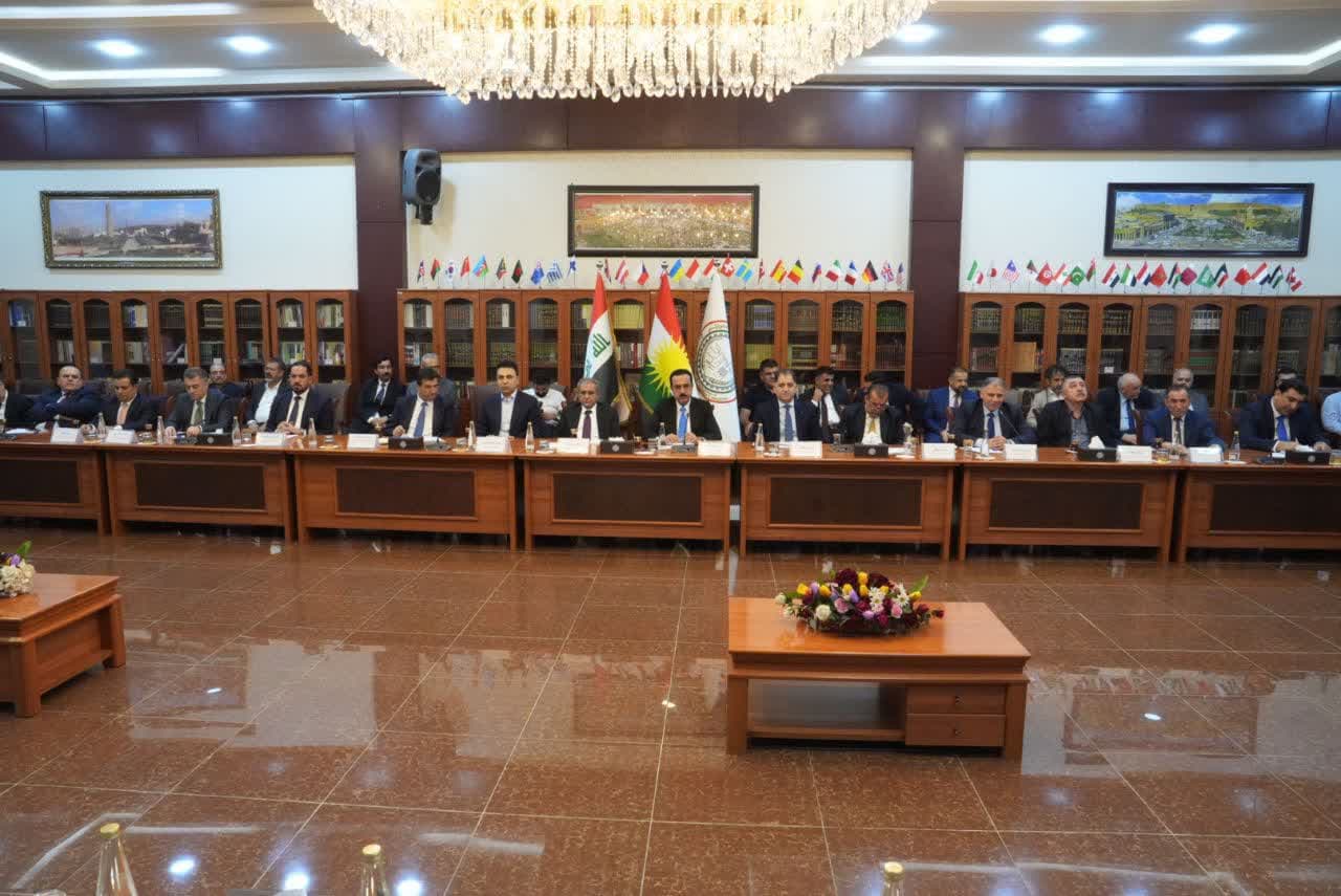 برگزاری نشست مشترک استاندار آذربایجانغربی با استاندار و هیئت رئیسه اتاق بازرگانی اربیل اقلیم کردستان عراق + تصاویر