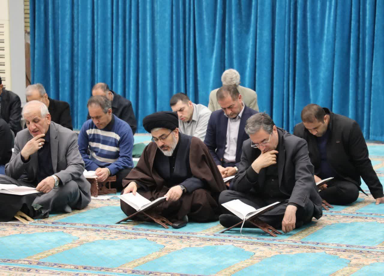 حضور نماینده ولی فقیه و استاندار آذربایجان غربی در بیستمین روز از جزءخوانی قرآن کریم + تصاویر