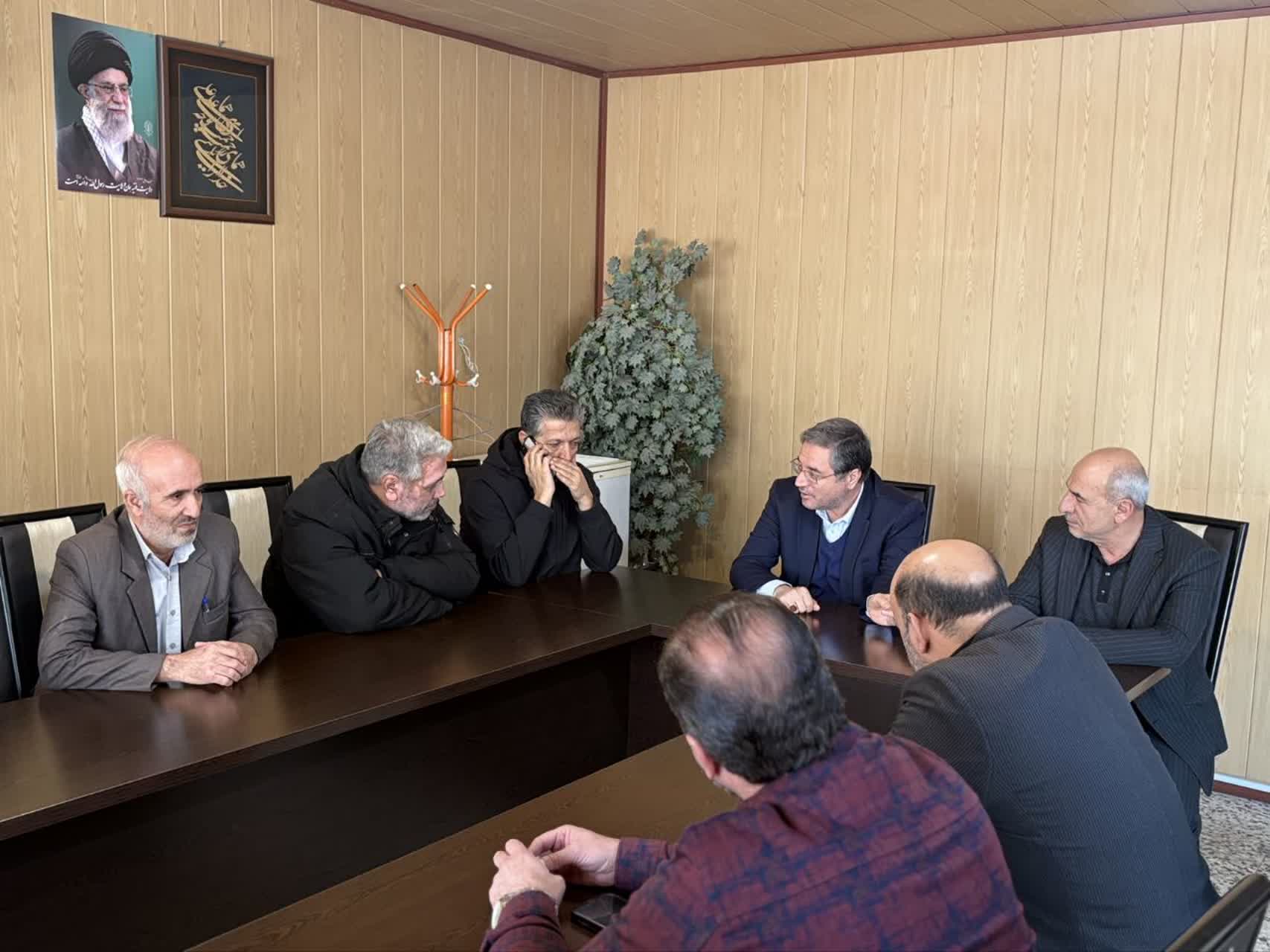 جلسه هماهنگی کنترل بازار و تسریع خدمات‌رسانی به مردم + تصاویر