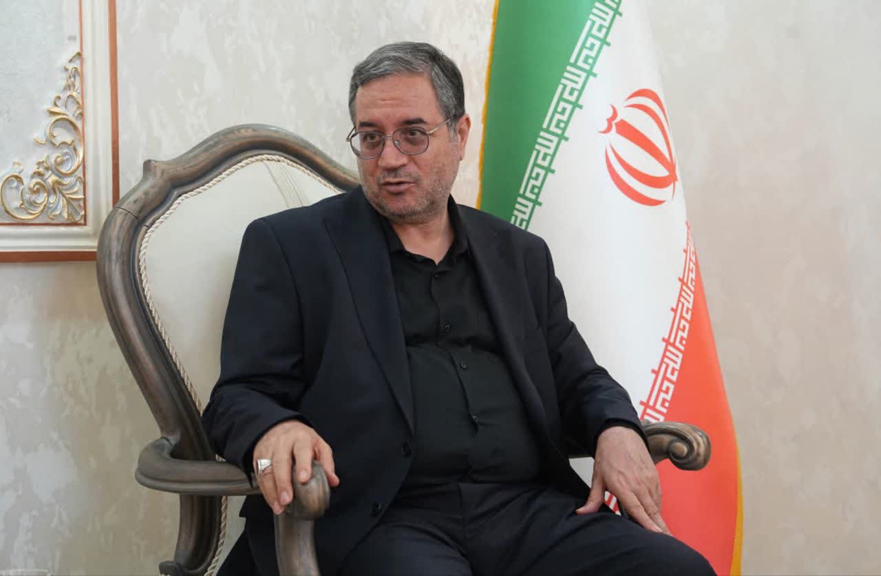 برگزاری نشست مشترک استاندار آذربایجانغربی و رئیس ستاد اجرایی فرمان امام (ره) + تصاویر