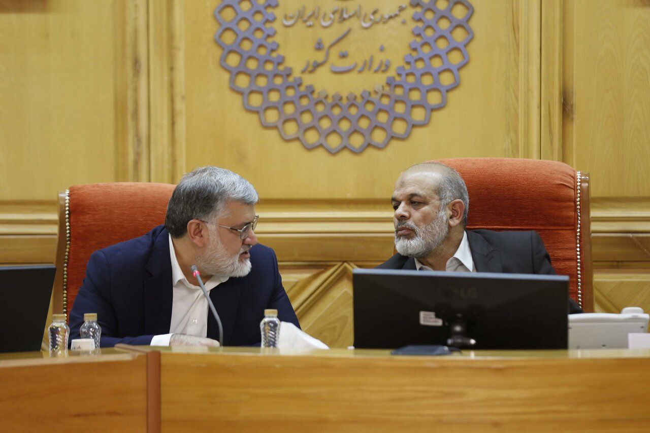 برگزاری نشست بررسی مسائل استان آذربایجانغربی + تصاویر