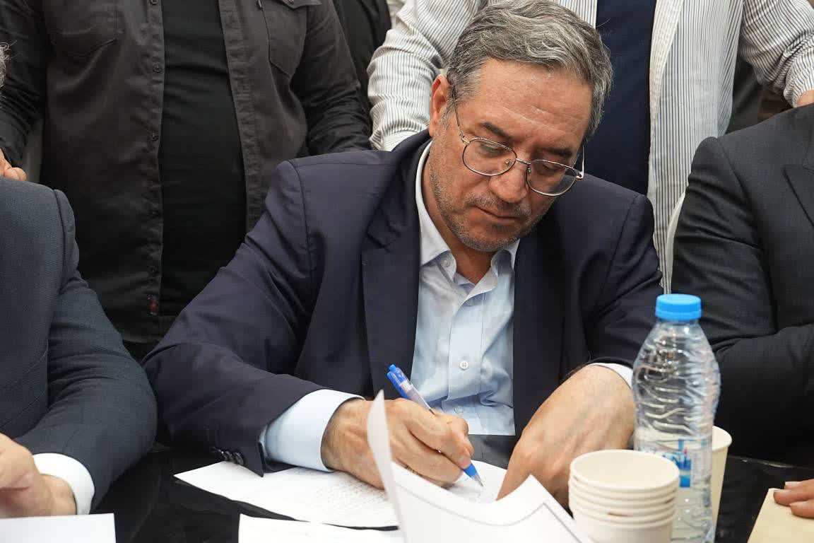 برگزاری همایش توسعه و فرصتهای سرمایهگذاری شهرستان چالدران + تصاویر