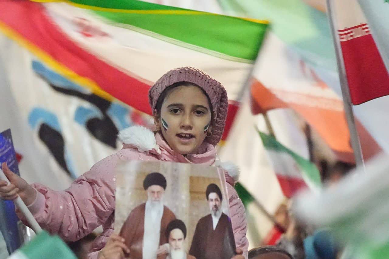 آلبوم تصویری / تداوم تجمعات شبانه مردم ارومیه