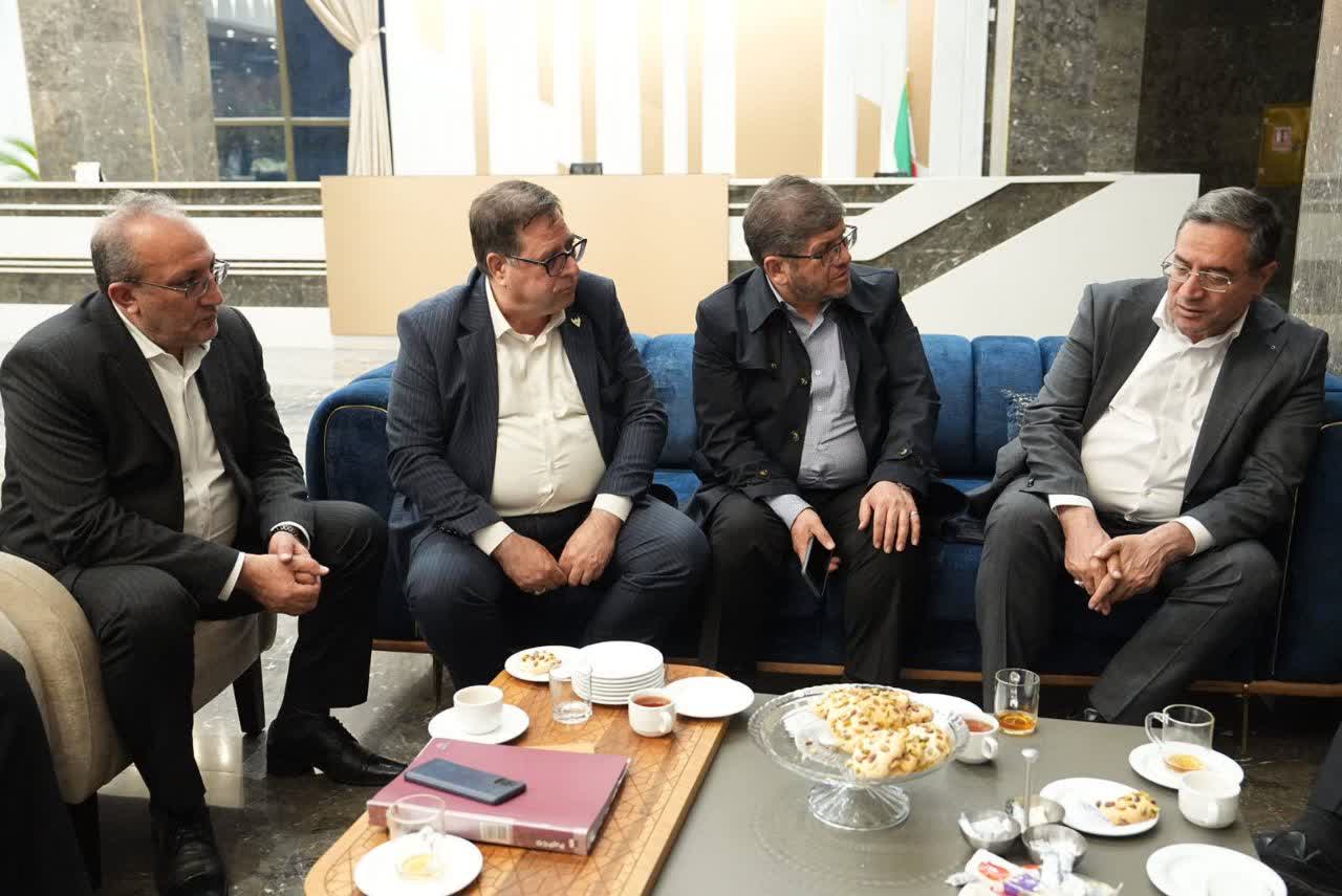 دیدار استاندار آذربایجان‌غربی با مدیرعامل راه‌آهن ایران