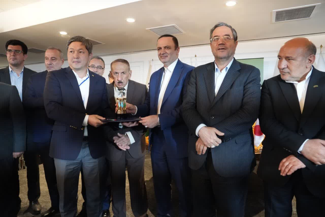 آلبوم تصویری / برگزاری دومین اجلاس بینالمللی نقش دیپلماسی در توسعه اقتصادی منطقه آزاد ماکو