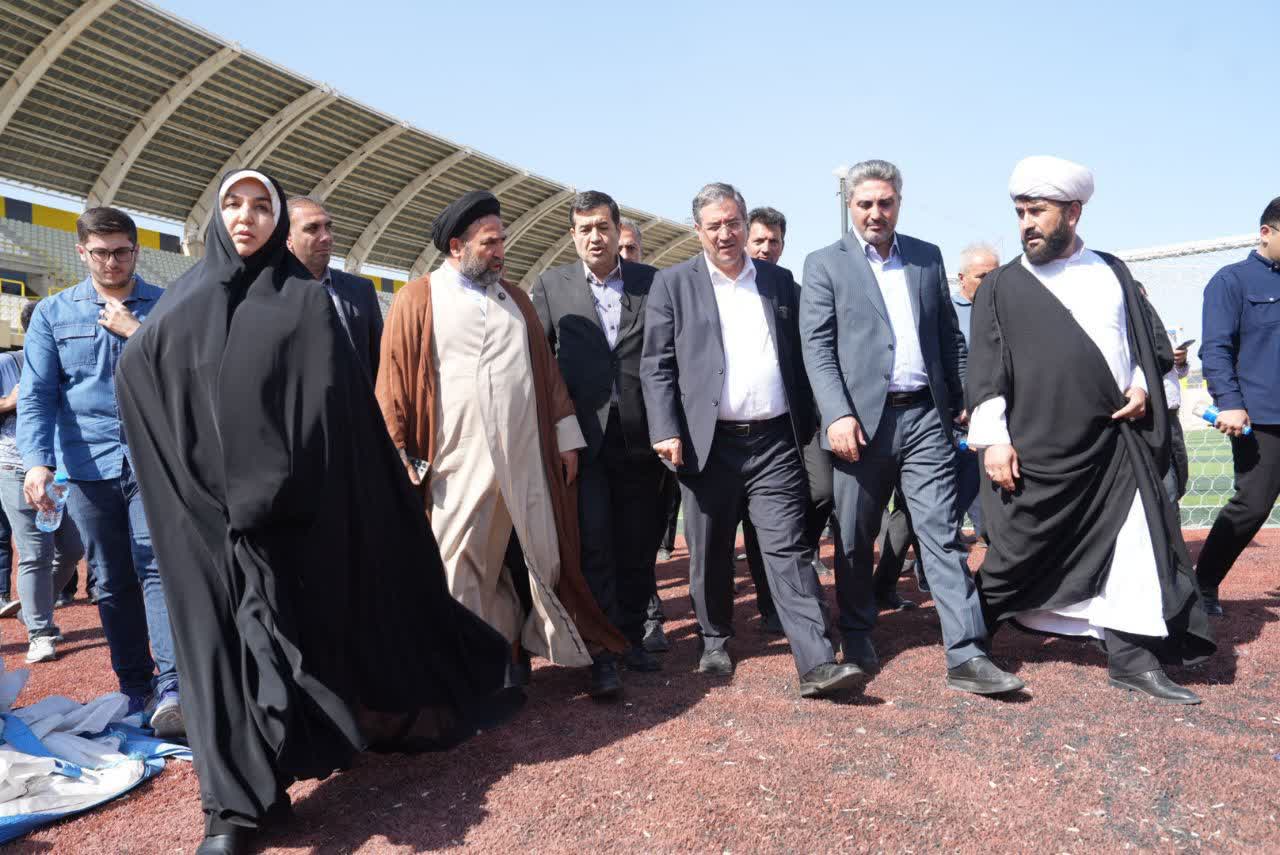 بازدید وزیر ورزش و جوانان از ورزشگاه 15 هزار نفری شهید باکری ارومیه + تصاویر
