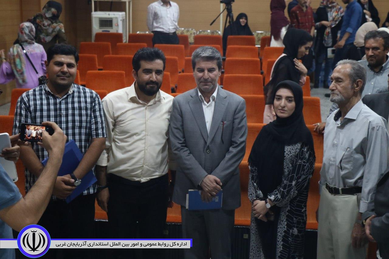 شاعران و سخن سرایان آگاه بسترساز تقویت وحدت ملی و انتقال دهنده والاترین ارزشهای انسانی به نسل های آینده هستند