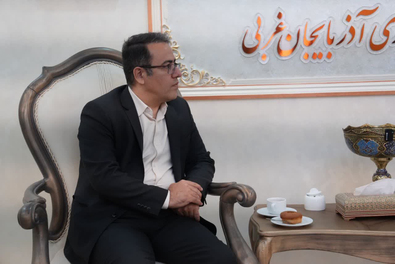 دیدار معاون فناوری و نوآوری وزیر علوم با استاندار آذربایجانغربی + تصاویر