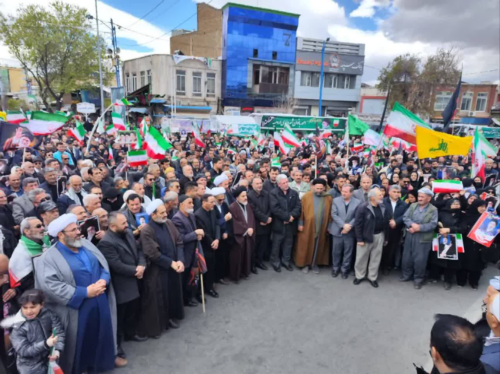 آلبوم تصویری / خروش یکپارچه مردم و مسئولان آذربایجان‌غربی در اربعین شهادت قائد امت اسلامی